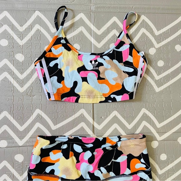 Adidas 2 piece Lycra pants shirt stretch yoga floral camo graphic running - Picture 12 of 12